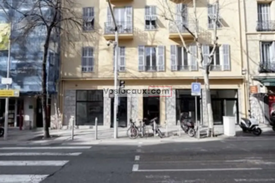 A louer Locaux d'activité 110m² Nice