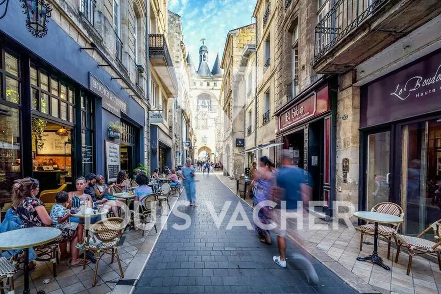Local Commercial à louer - Bordeaux (33300) - 29 m² - 1 330 €/mois