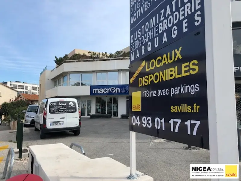 Bureau à vendre - Saint-Laurent-Du-Var (06700) - 173 m²