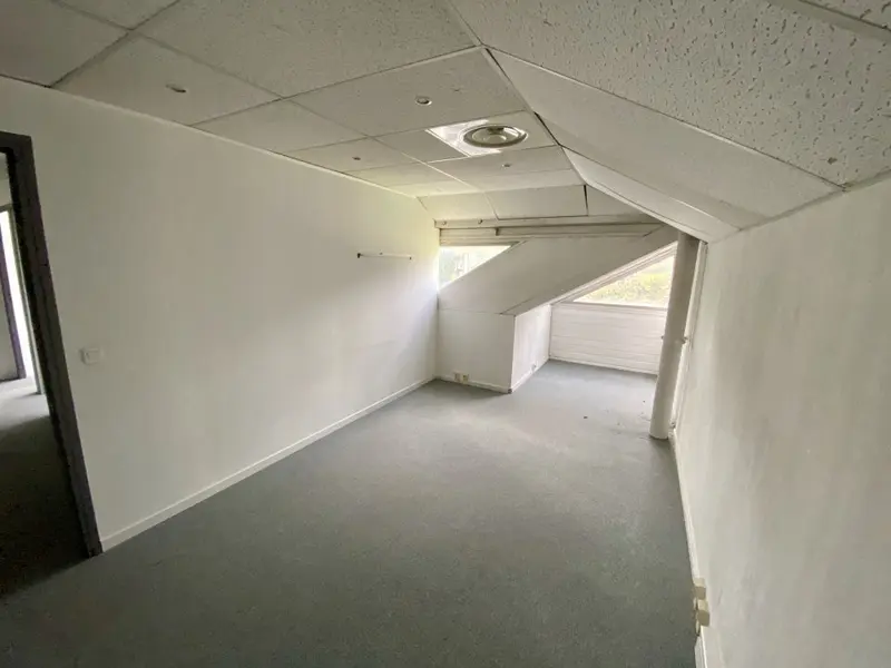 Bureau à louer - Vallauris (06220) - 0 m²