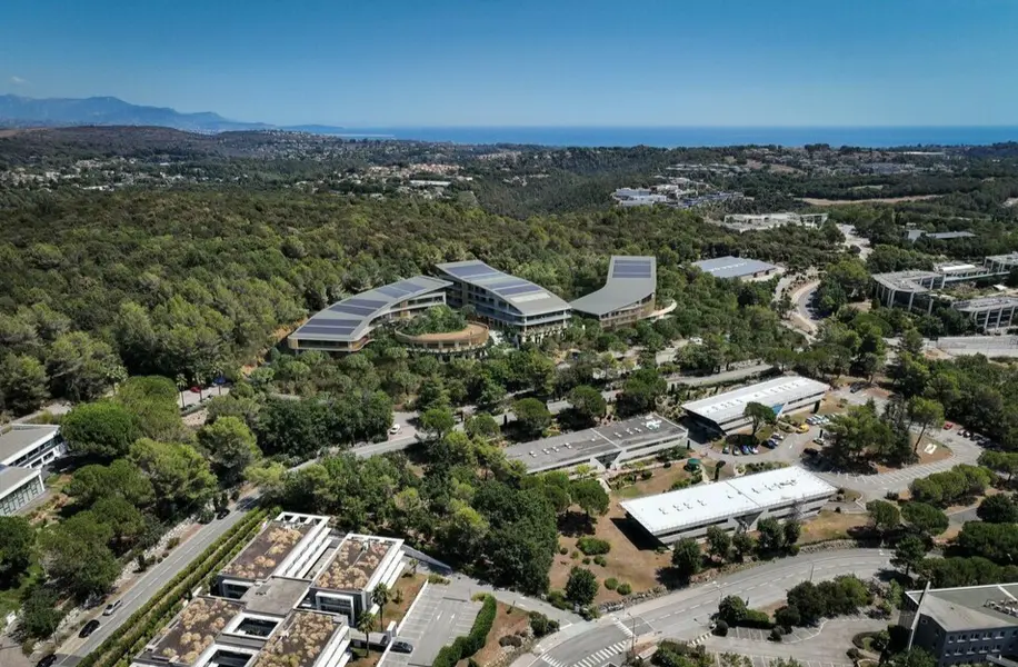 Bureau à louer - Biot (06410) - 20575 m² - 394 354 €/mois