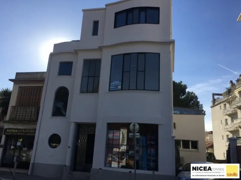 Bureau à louer - Nice (06300) - 140 m² - 1 650 €/mois