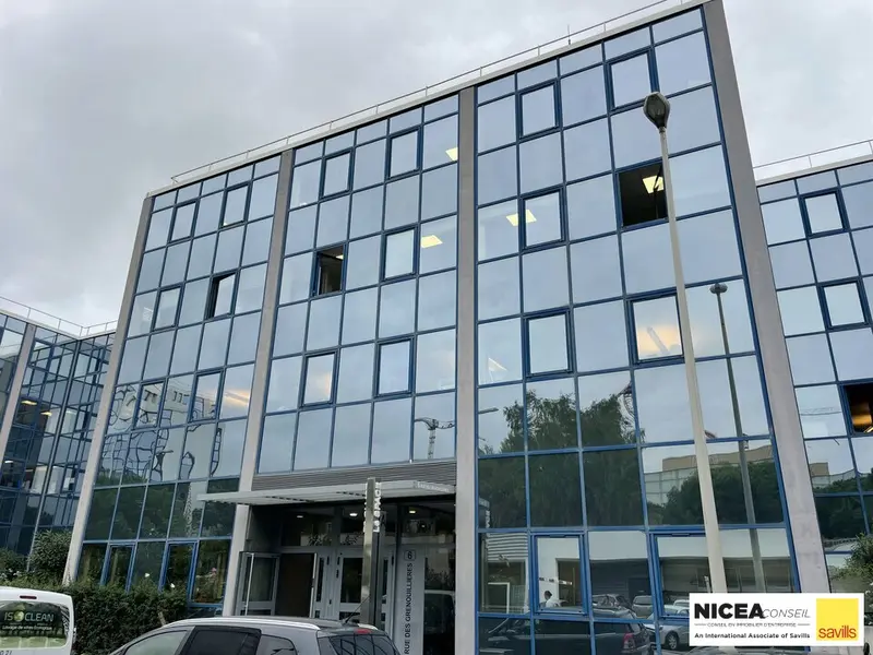Bureau à louer - Nice (06200) - 414 m² - 4 657 €/mois