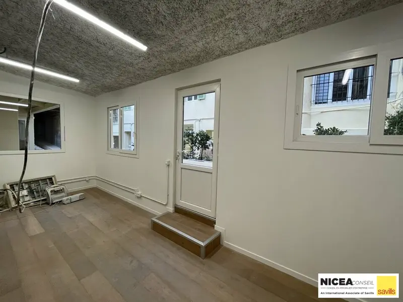Entrepôt / Activité à louer - Nice (06000) - 137 m² - 2 250 €/mois