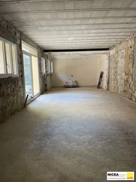Entrepôt / Activité à louer - Nice (06000) - 560 m² - 5 000 €/mois