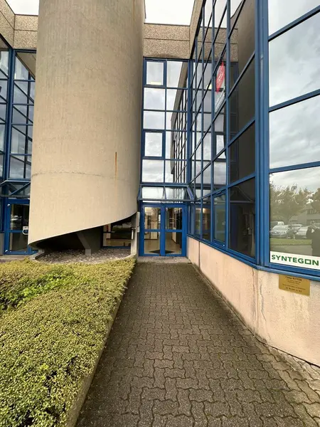 Bureau à louer - Bischheim (67800) - 450 m² - 3 562 €/mois