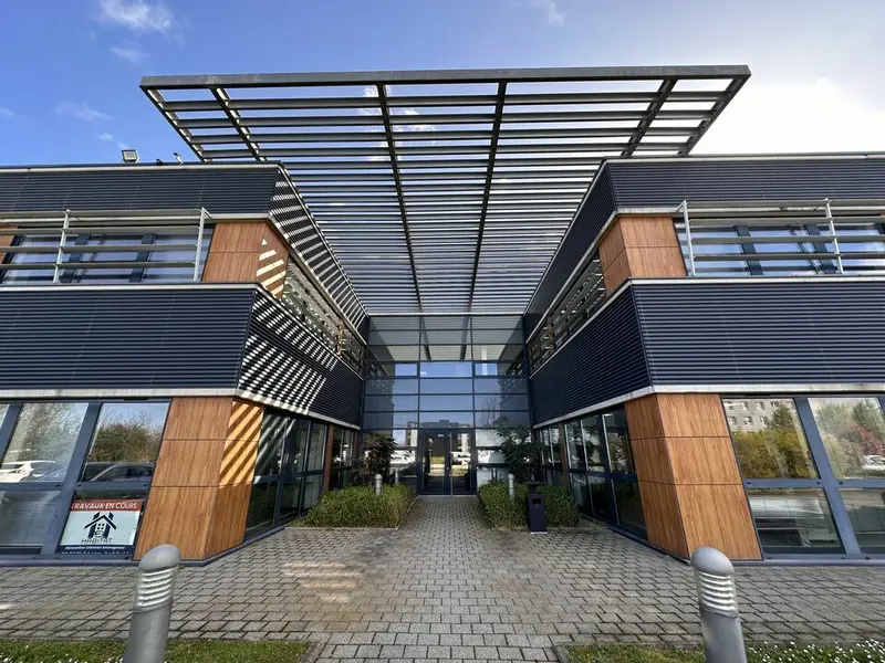 Bureau à louer - Schiltigheim (67300) - 1048 m² - 11 790 €/mois
