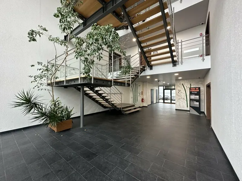Bureau à louer - Bischheim (67800) - 162 m² - 1 944 €/mois