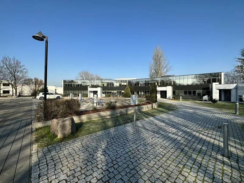 Bureau à louer - Eckbolsheim (67201) - 293 m² - 3 296 €/mois
