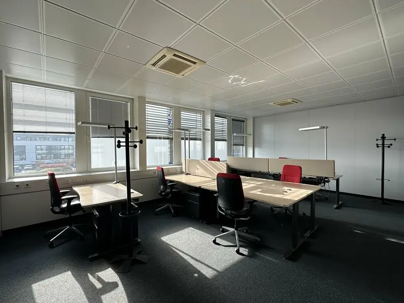 Bureau à louer - Schiltigheim (67300) - 3376 m² - 42 200 €/mois