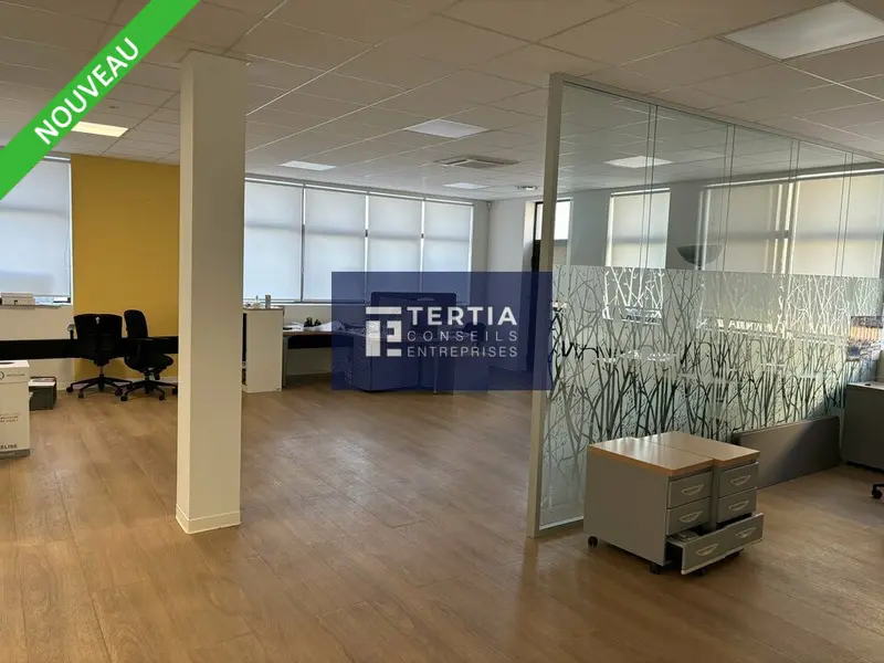 Bureau à louer - Béziers (34500) - 545 m² - 7 493 €/mois