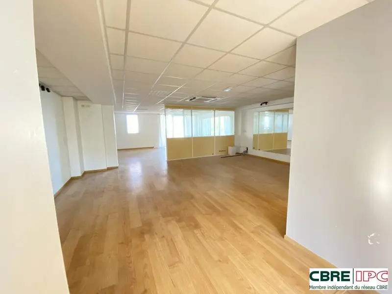 Bureau à louer - Bayonne (64100) - 144 m² - 1 735 €/mois