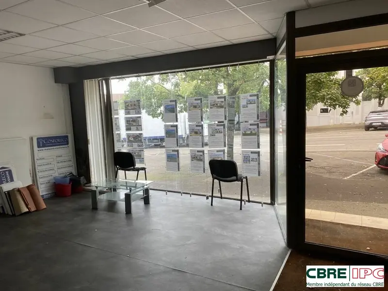 Local Commercial à louer - Mont-De-Marsan (40000) - 138 m² - 1 200 €/mois