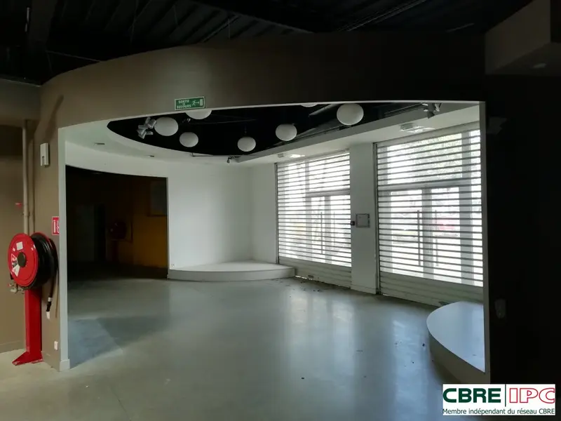 Local Commercial à louer - Mont-De-Marsan (40000) - 721 m² - 7 000 €/mois