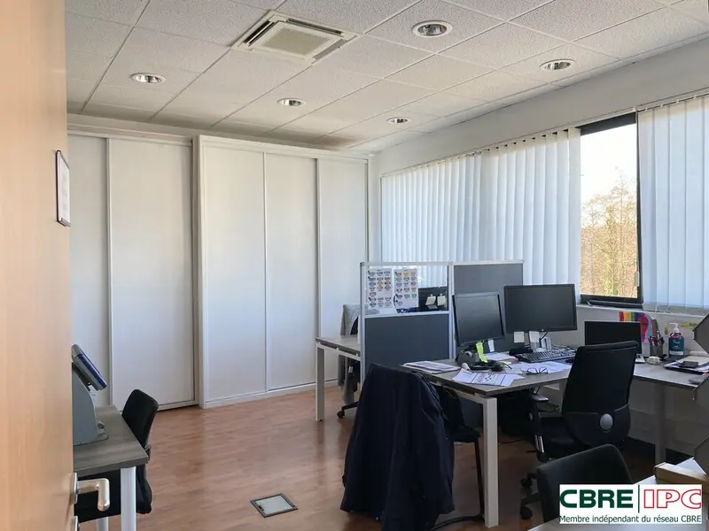 Bureau à louer - Anglet (64600) - 580 m² - 8 400 €/mois