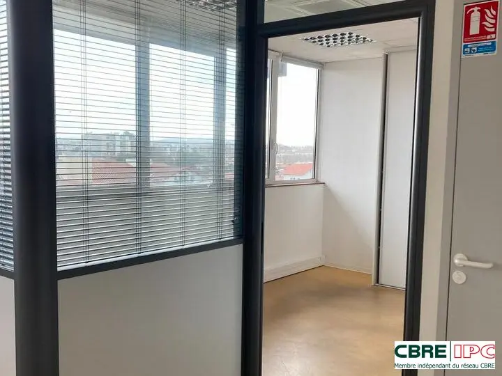 Bureau à louer - Anglet (64600) - 40 m² - 743 €/mois