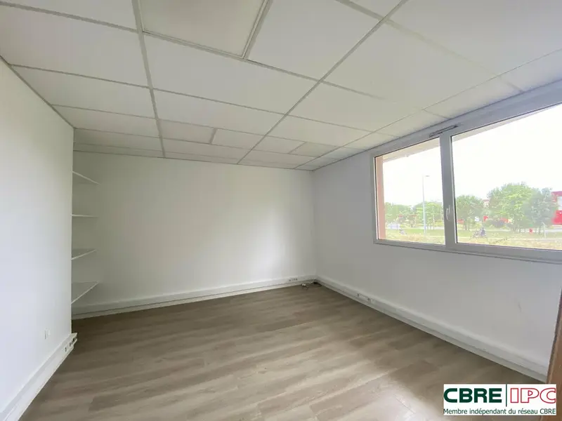 Bureau à louer - Bayonne (64100) - 90 m² - 1 080 €/mois