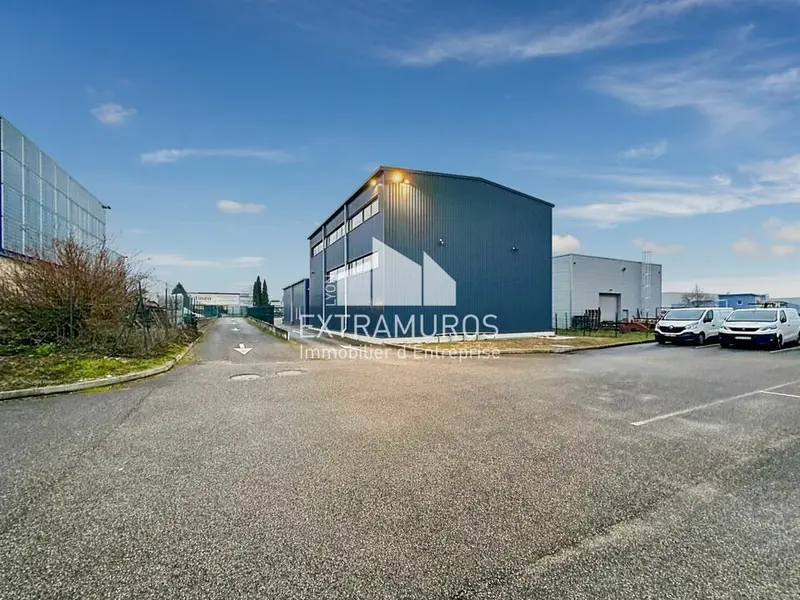 Entrepôt / Activité à vendre - Balan (01360) - 906 m²