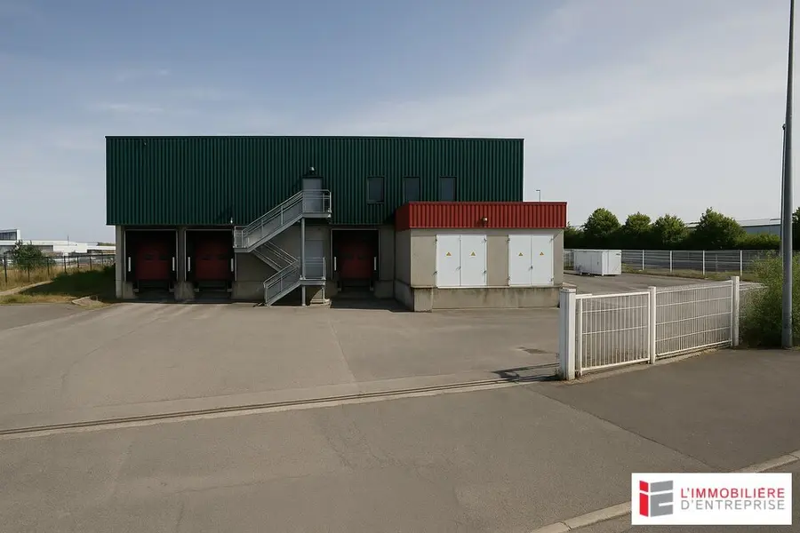 Entrepôt / Activité à louer - Vezin-Le-Coquet (35132) - 400 m² - 3 333 €/mois