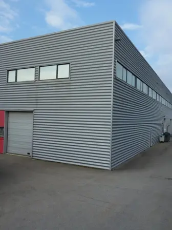 Entrepôt / Activité à louer - Theix-Noyalo (56450) - 220 m² - 916 €/mois
