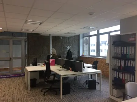 Bureau à louer - Vannes (56000) - 466 m² - 4 450 €/mois