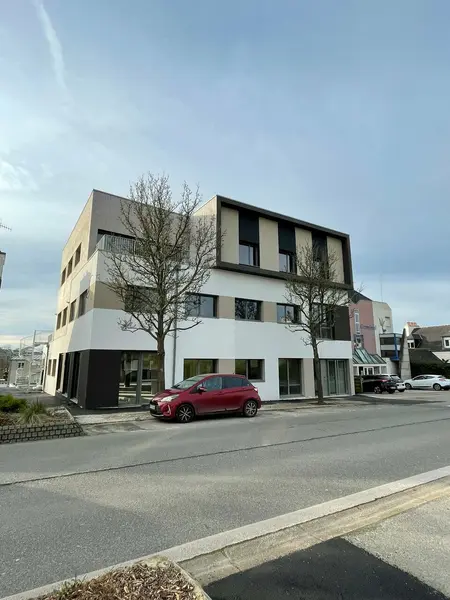 Bureau à vendre - Saint-Renan (29290) - 296 m²