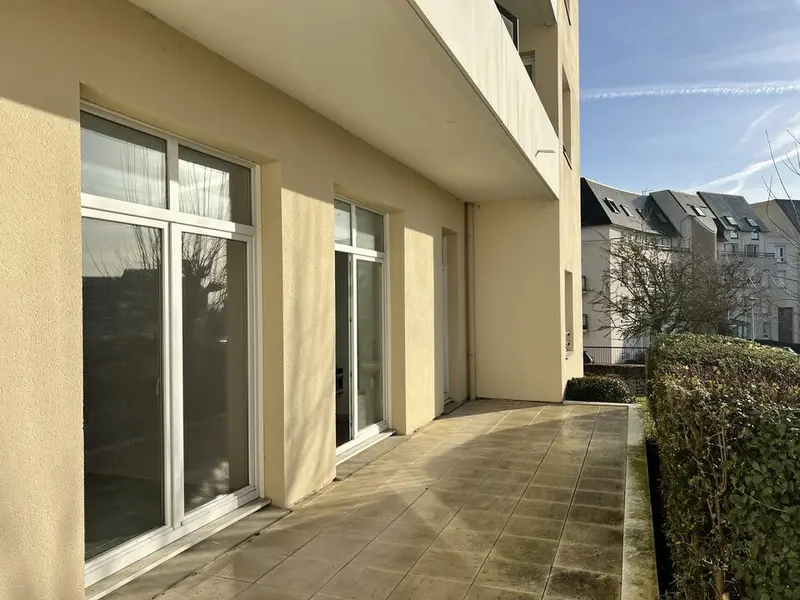 Entrepôt / Activité à louer - Caen (14000) - 164 m² - 2 500 €/mois