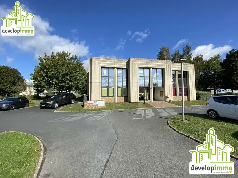 Bureau à louer - Caen (14000) - 123 m² - 1 127 €/mois