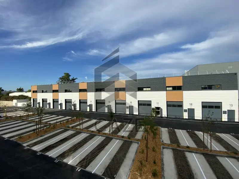 Entrepôt / Activité à louer - Gradignan (33170) - 127 m² - 1 375 €/mois