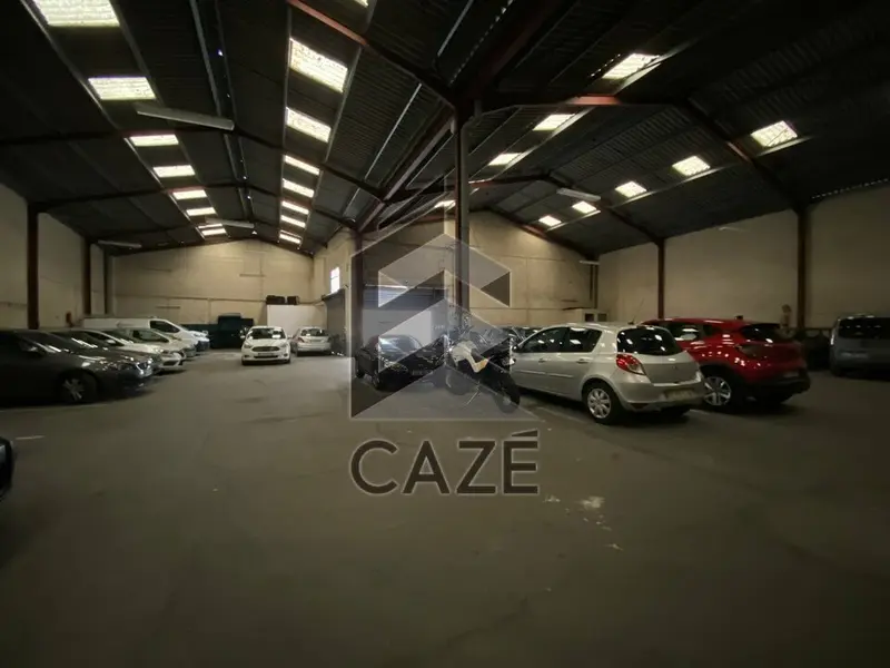 Entrepôt / Activité à vendre - Bordeaux (33800) - 750 m²