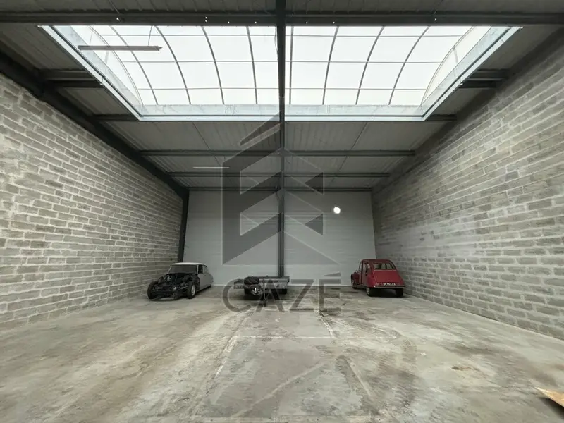 Entrepôt / Activité à louer - Saint-André-De-Cubzac (33240) - 220 m² - 1 800 ...