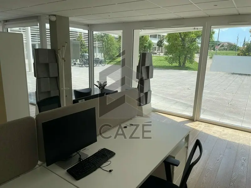 BUREAUX A LOUER LA ROCHELLE EN RDC
