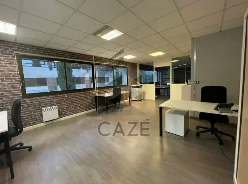 Bureau à louer - Gradignan (33170) - 120 m² - 1 400 €/mois