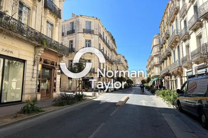 Local Commercial à vendre - Montpellier (34000) - 243 m² - 0 €