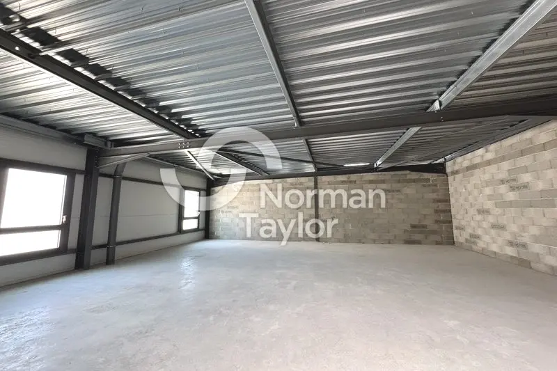 Entrepôt / Activité à louer - Grabels (34790) - 200 m² - 1 666 €/mois