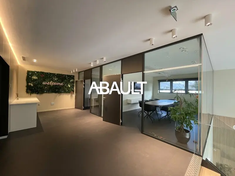 Bureau à louer - Villeneuve-Tolosane (31270) - 300 m² - 3 990 €/mois