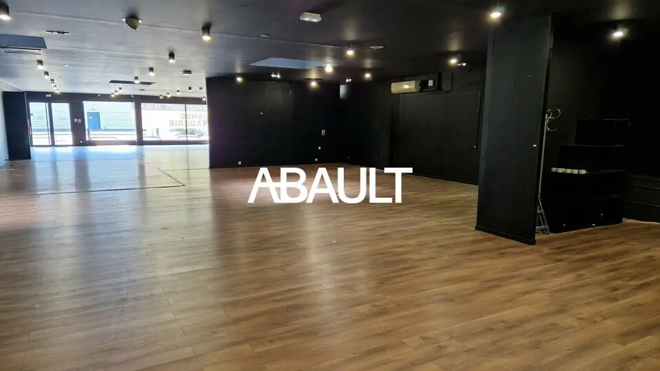 Local Commercial à louer - Portet-Sur-Garonne (31120) - 450 m² - 6 000 €/mois
