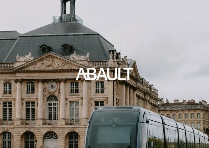 Local Commercial à vendre - Bordeaux (33300) - 1200 m²