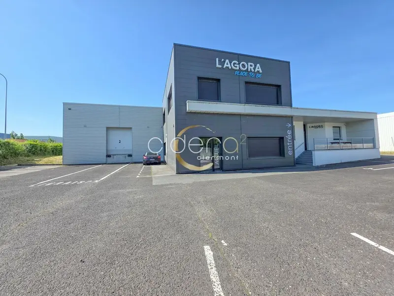 Location entrepôt refait à neuf Zone de Ladoux à GERZAT (63360).