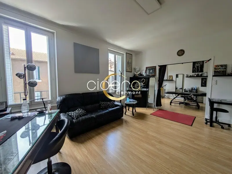 Bureau à louer - Clermont-Ferrand (63000) - 90 m² - 750 €/mois