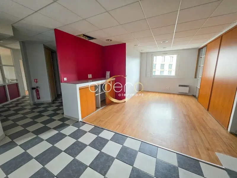 Bureau à vendre - Clermont-Ferrand (63000) - 465 m²