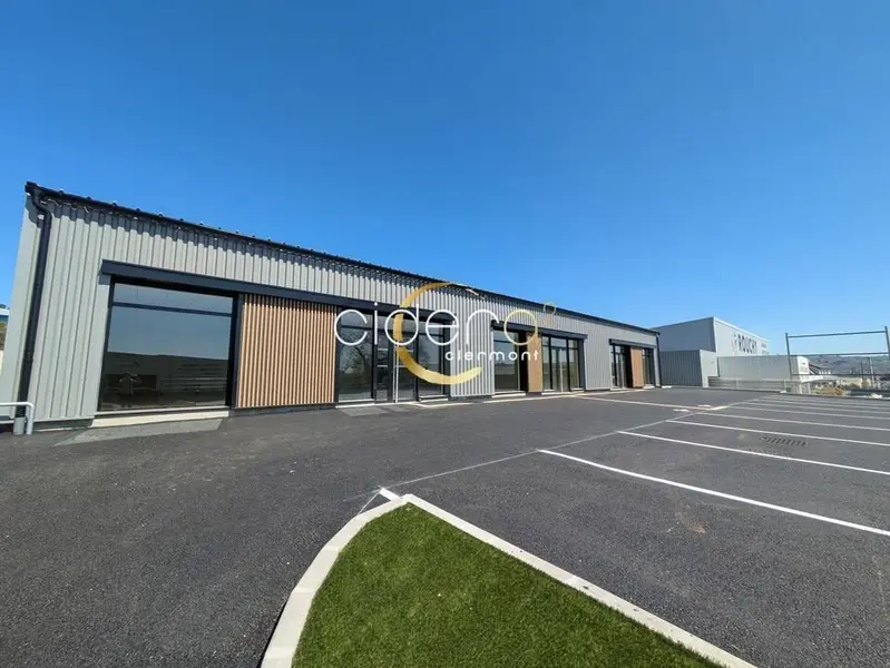 Local Commercial à louer - Cusset (03300) - 290 m² - 4 000 €/mois
