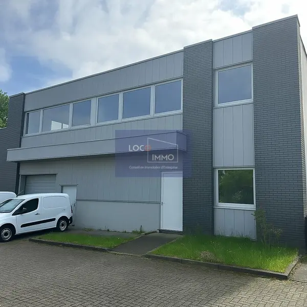 Entrepôt / Activité à louer - Mérignac (33700) - 432 m² - 3 200 €/mois