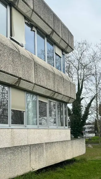 Bureau à louer - Bruges (33520) - 203 m² - 2 100 €/mois