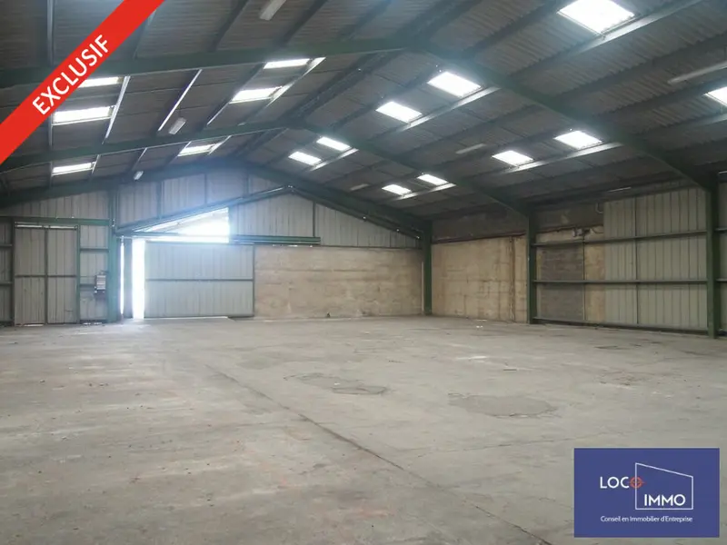 Entrepôt / Activité à louer - Saint-Maixant (33490) - 2235 m² - 5 000 €/mois