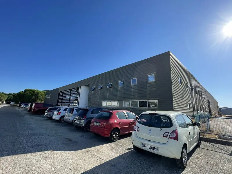 Entrepôt / Activité à louer - Blanquefort (33290) - 4285 m² - 23 333 €/mois
