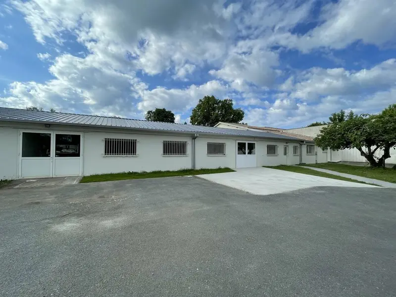 Entrepôt / Activité à vendre - Latresne (33360) - 660 m²