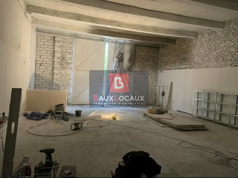 Local Commercial à vendre - Salon-De-Provence (13300) - 115 m² - 0 €