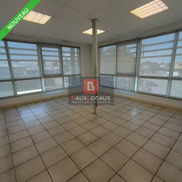 Bureau à louer - Avignon (84000) - 300 m² - 3 708 €/mois