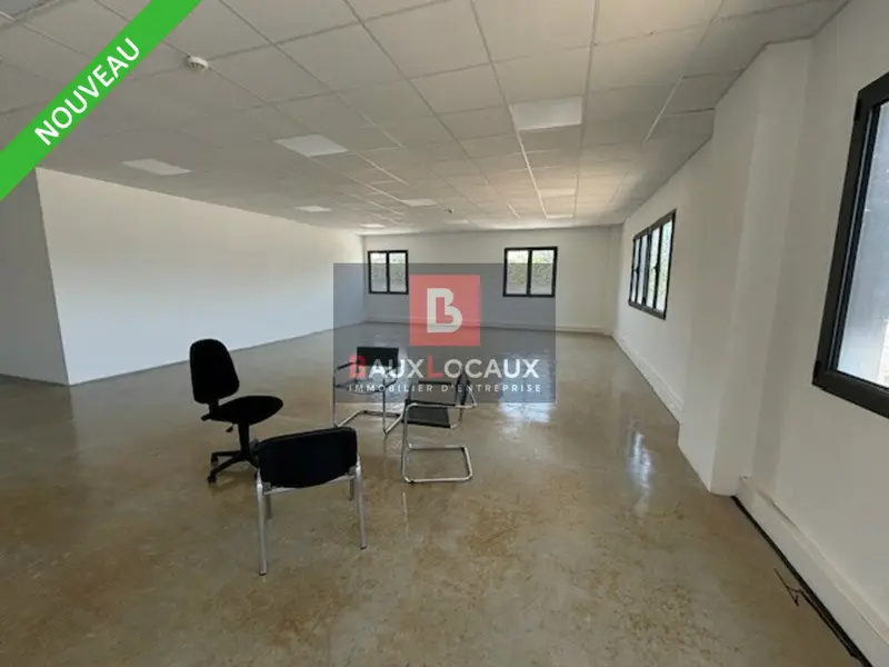 Bureau à louer - Avignon (84000) - 105 m² - 1 200 €/mois